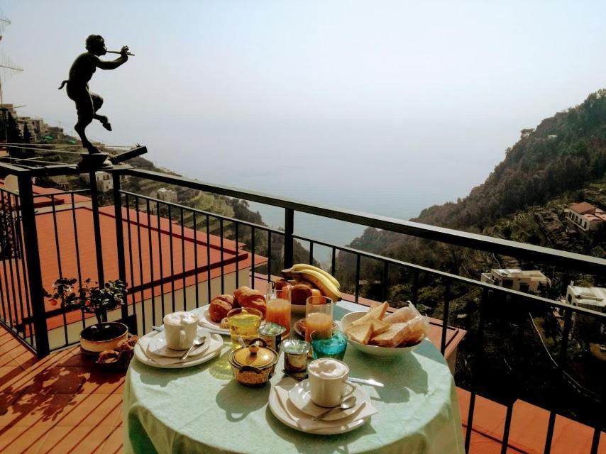 Domus Gaia Bed & Breakfast Amalfi Exterior photo